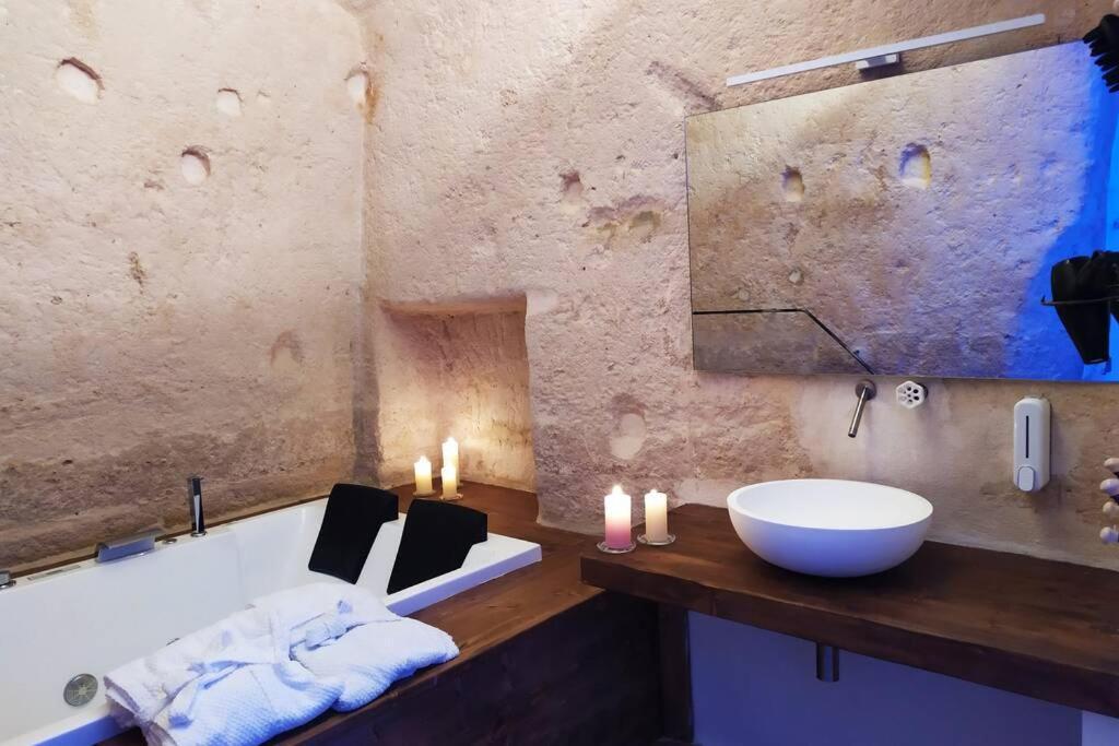 Fornaci 46 Sassi Con Idromassaggio Villa Matera Dış mekan fotoğraf